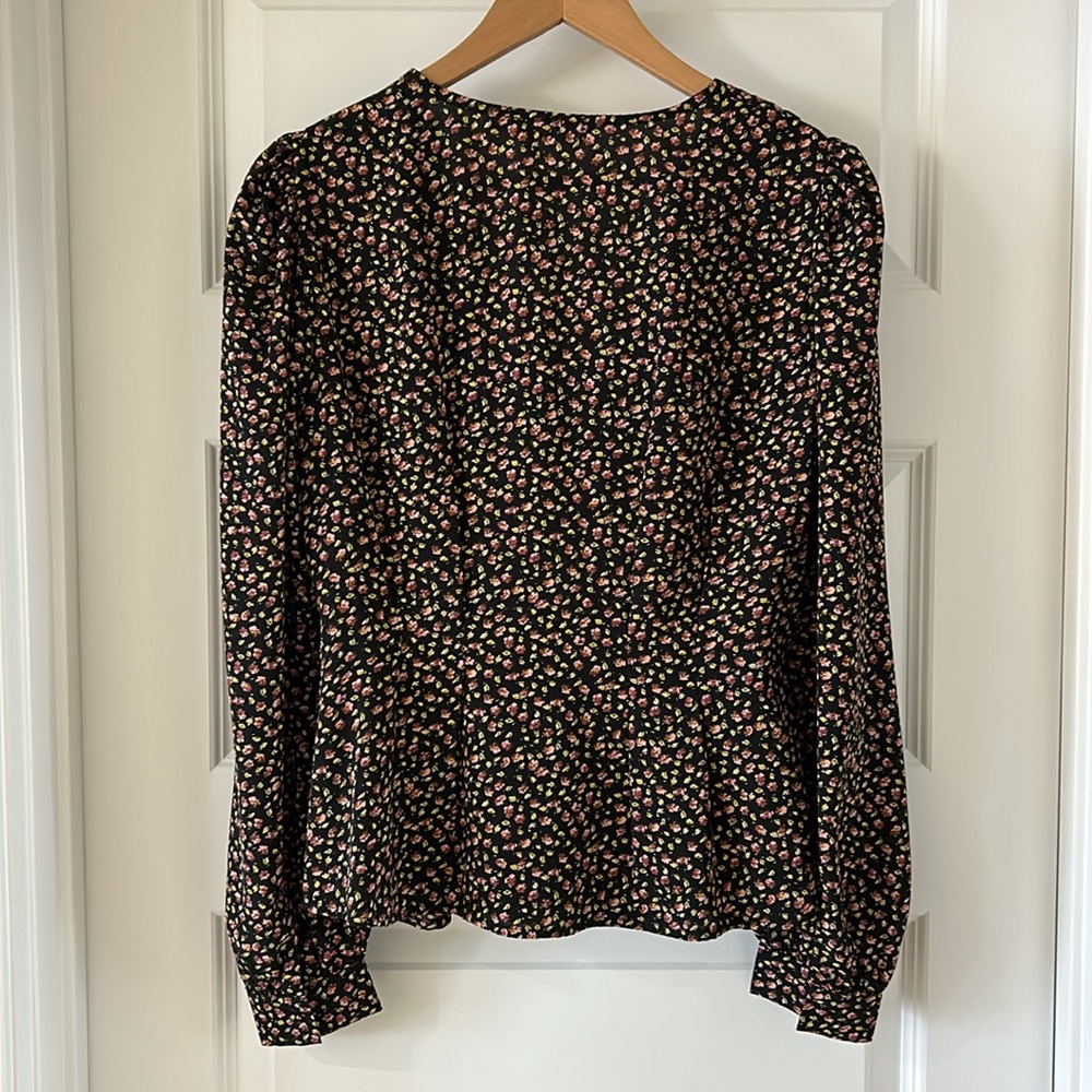 All in Favor Blouse - Picture 5 of 10